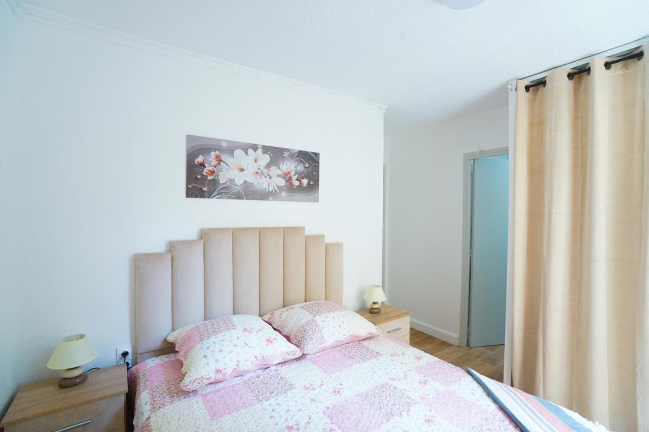 Appartement Du Forum,La Gare, 50 M2 , Climatisation, Garage, Cour Narbonne Kültér fotó